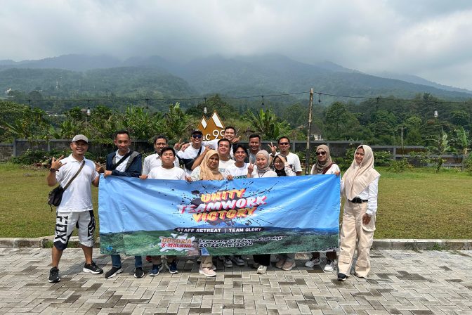 Staff Retret – Unity, Teamwork and Victory